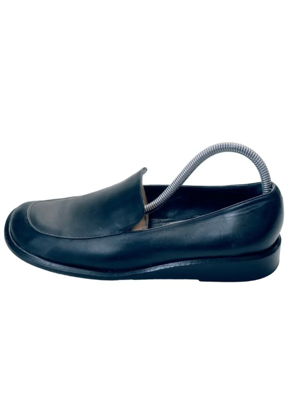 HAROLD POWELL Women’s Shoes Black Leather Loafer Size 8.5B left foot 9B Right